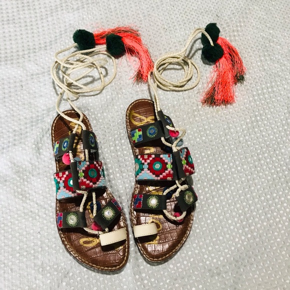 Sam Edelman boho tasseled Gretchen Sandals - Picture 2 of 7